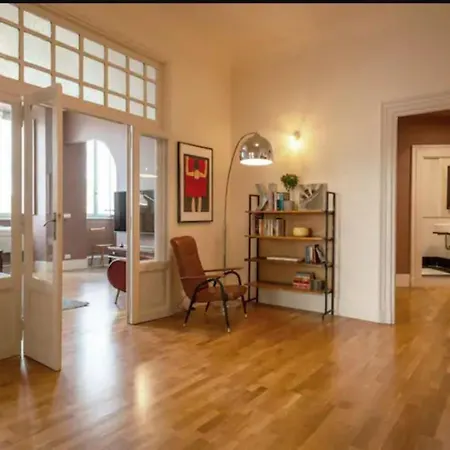 Giorgio Piazza Del Parlamento Apartamento